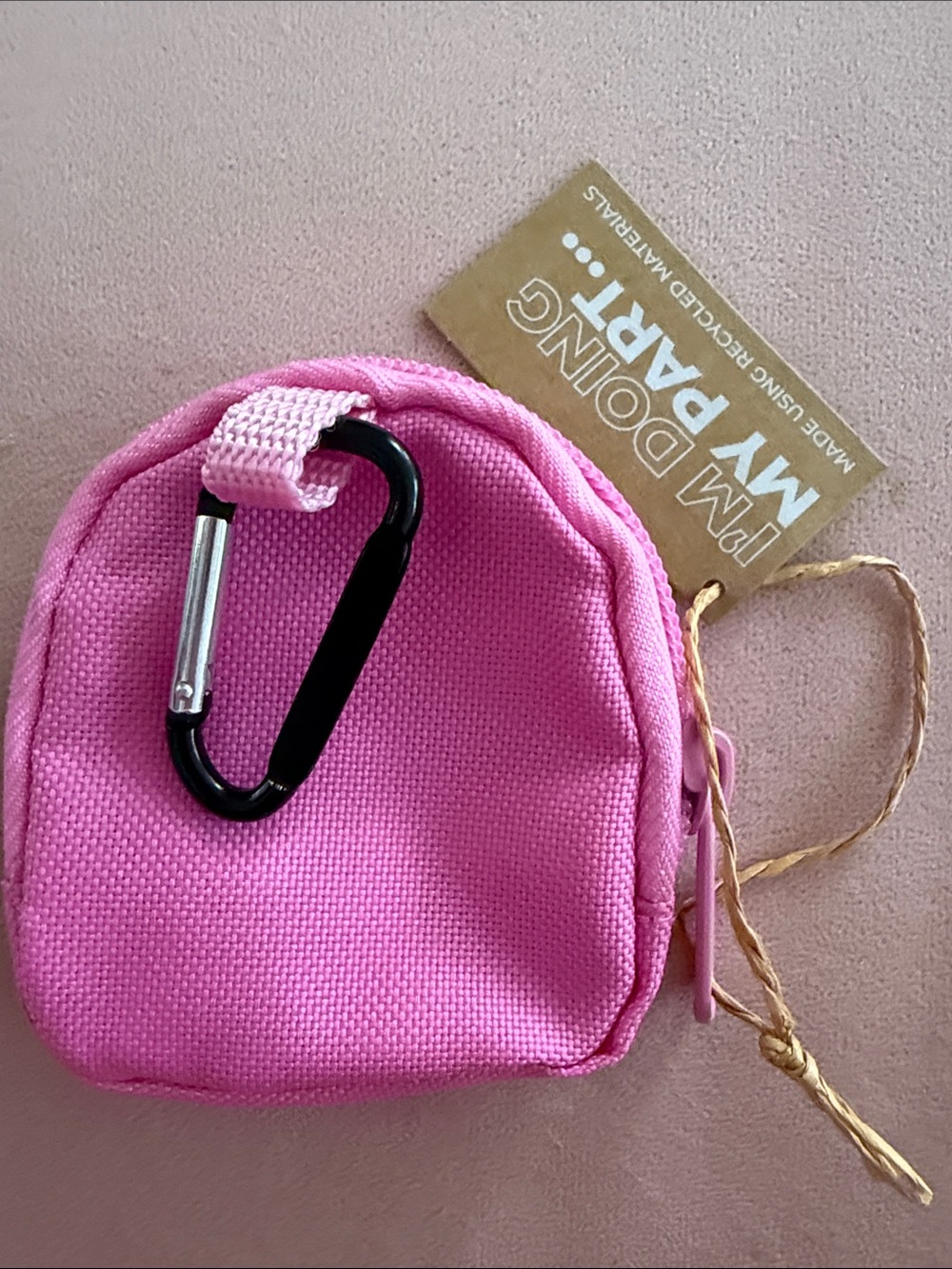 NYX Keychain Pouch - Picture 3 of 6